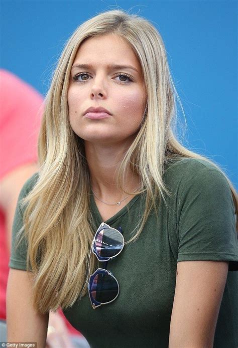 danielle knudson born