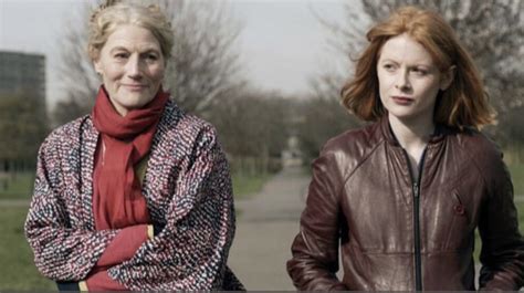 daphne 2017 +izle Yandex. 