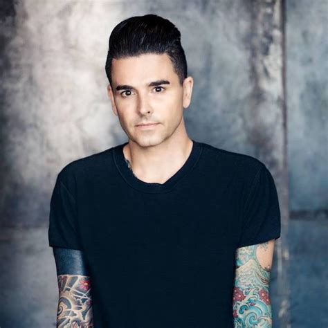 dashboard confessional biography