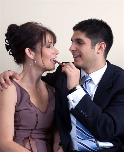 dating a younger guy
