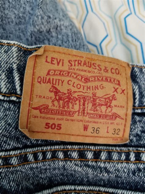 dating levis tags men
