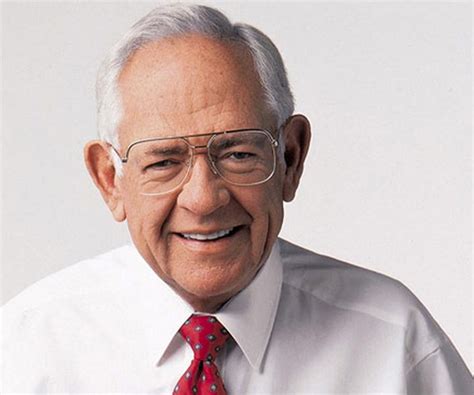 dave thomas short biography