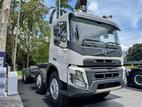 dealer volvo truck indonesia