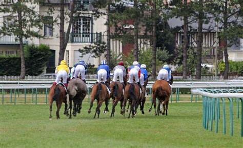 deauville racing today