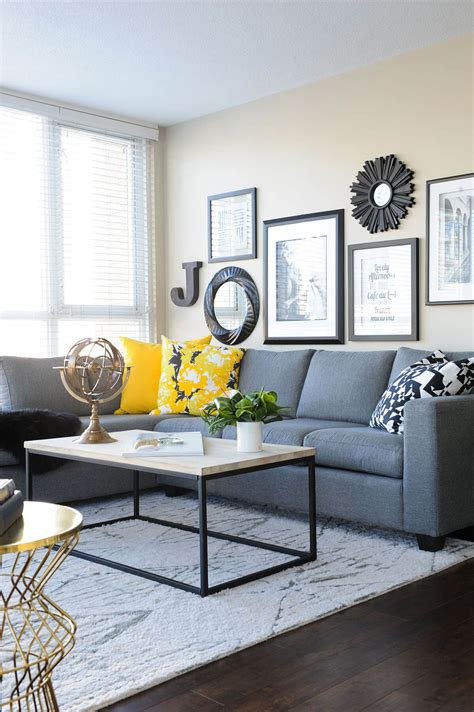 Decorating Tips For Small Living Rooms