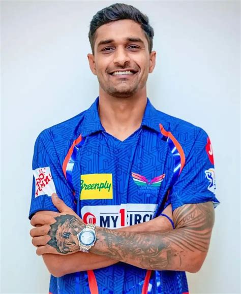 deepak hooda biography