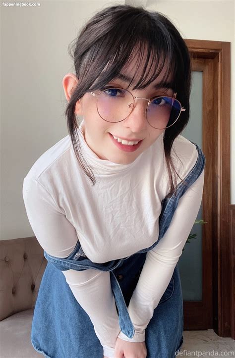 defiantpanda OnlyFans leaked content