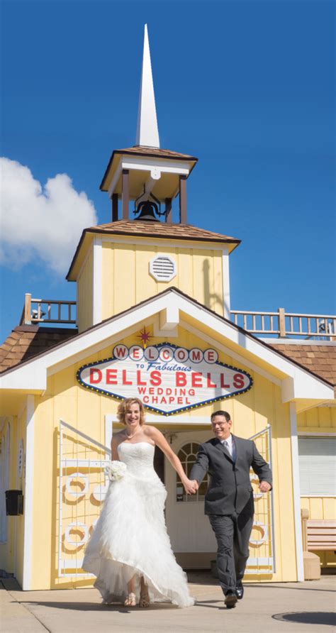 Dells Vegas Wedding