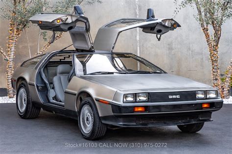 delorean dmc 12 1981 to 1983 the essential buyer