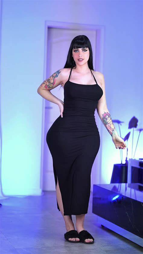 dem0nmika nude