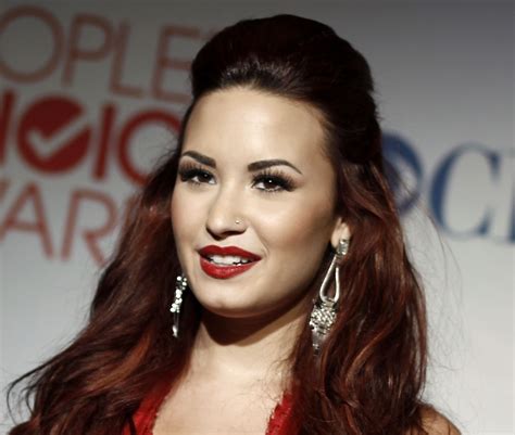 demi lovato biography on mtv today