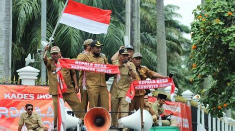 DEMO KADES HARI INI DI JAKARTA：Pendukung Ridwan Kamil-Suswono Demo di Depan KPU Jakarta, Serukan