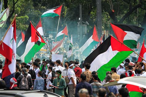 DEMO PALESTINA INDONESIA：KNRP dan ZIS Indosat 'Walk for Palestine' Kolaborasi Suarakan