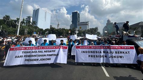 DEMO PEMAKZULAN：150 Ribu Orang Unjuk Rasa di Dekat Majelis Nasional Korea Selatan