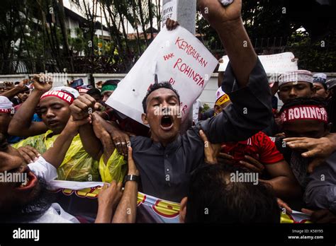 DEMO ROHINGYA 2017：Polisi Larang Demo Rohingya di Borobudur – DW – 05.09.2017