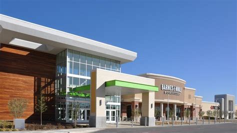 Denton Triangle Mall