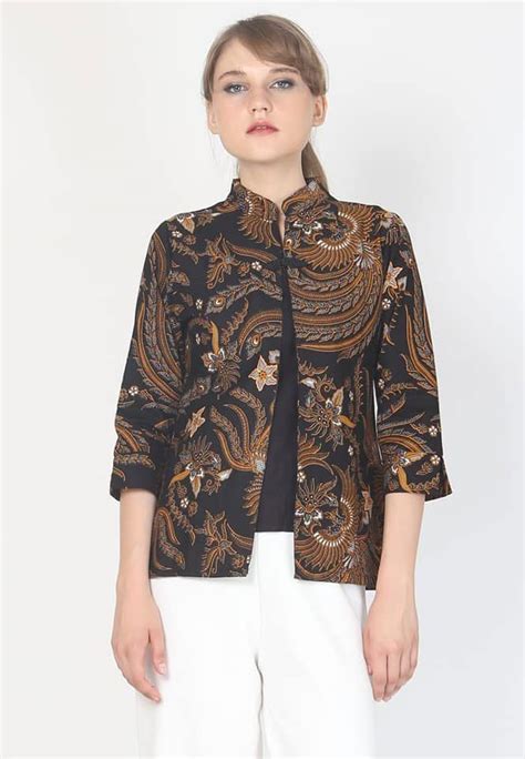 Desain Baju Batik  30 Desain Baju Batik Wanita Modern Casual Kombinasi - Desain Baju Batik