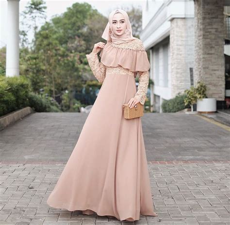 Desain Baju Simple Elegan  Rekomendasi Dress Kondangan Hijab Lengkap Dengan Tips Memilihnya - Desain Baju Simple Elegan