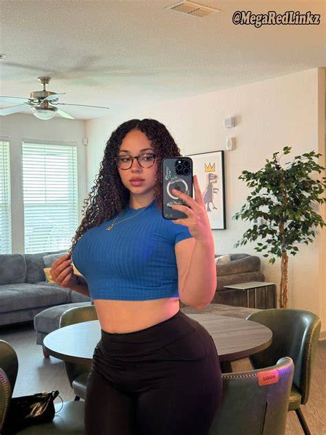 destinynextdoor nudes