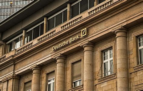 Deutsche Bank 一 亩 三 分 地