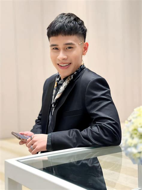 dev nguyen | Lm quen vi streamer Dev Nguyen Marie