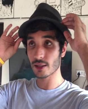 devansh daswani biography