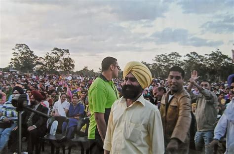 devinder dharia biography of christopher