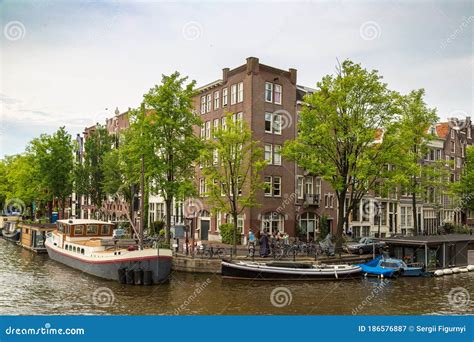 dichtstbevolkte wijk van amsterdam