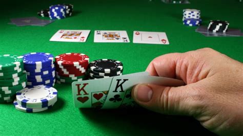 differenze poker e texas hold em mnbg france