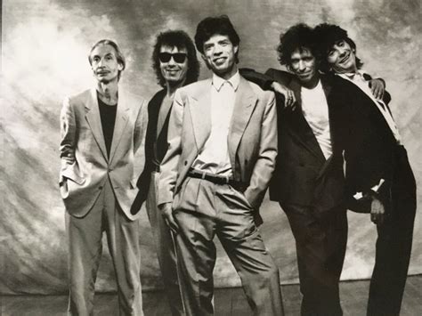 dimo safari biography examples