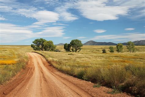 dirt road photography