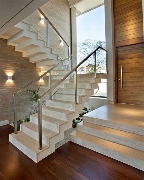 Diseños de Escaleras Interiores: Guía Completa para Transformar tu Hogar
