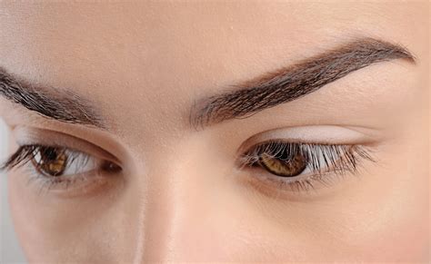 Diseño De Cejas