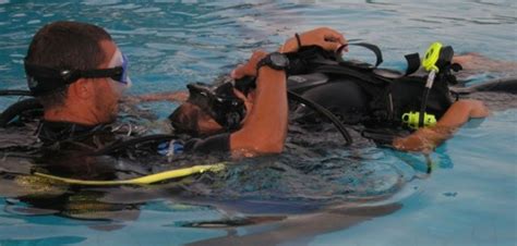 Diver Medic Training