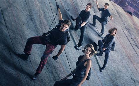 Divergent 1 3