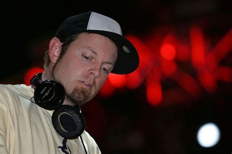 dj shadow biography