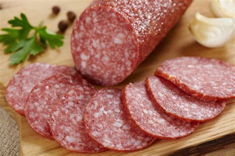 Do Que é Feito O Salame