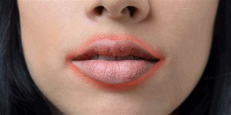 do your lips get red after kissing face