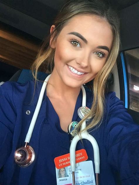 doctors dating nurses women