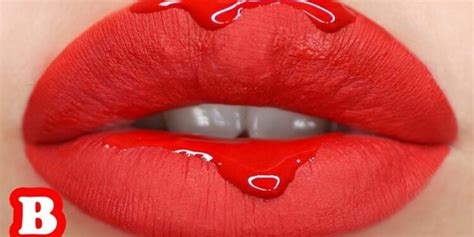 does kissing hurt your lipstick