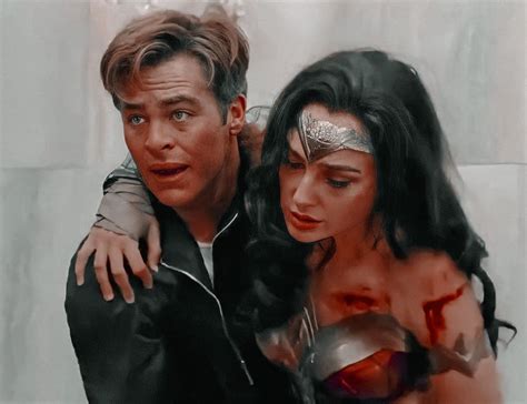 does steve trevor ever find out who wonder woman is