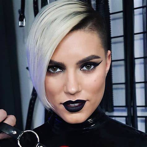 dominatrix onlyfans