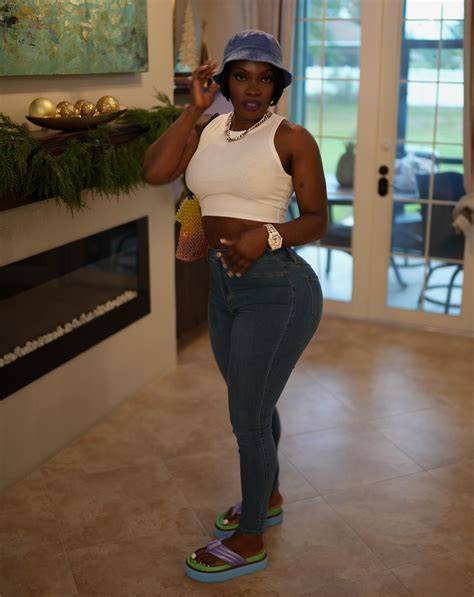 dominique fox onlyfans