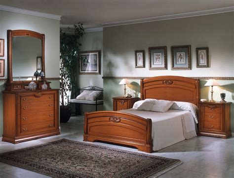 dormitorios de matrimonio clásicos de madera
