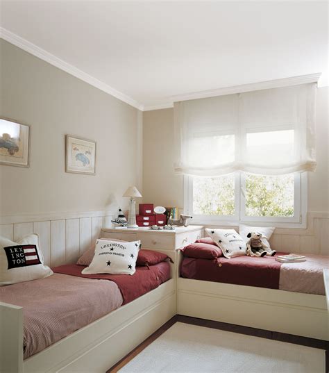 Dormitorios de dos camas: maximiza el espacio en tu habitación