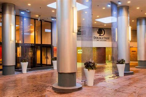 doubletree 300 e ohio