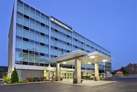 doubletree newark ohio