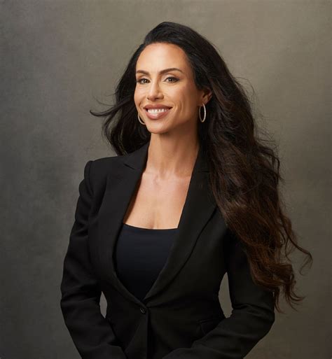 Dr Gabrielle Lyon
