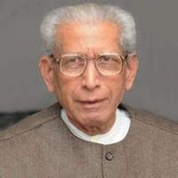 dr namvar singh biography sample