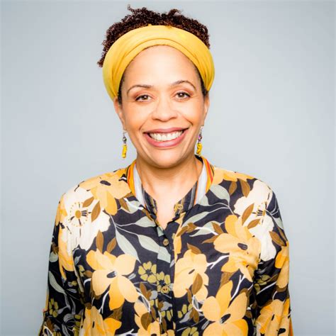 Dr Tracey Marks